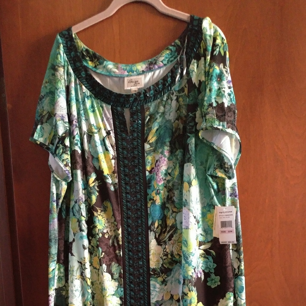 Belize ladies sz. 22W stretchy knit dress